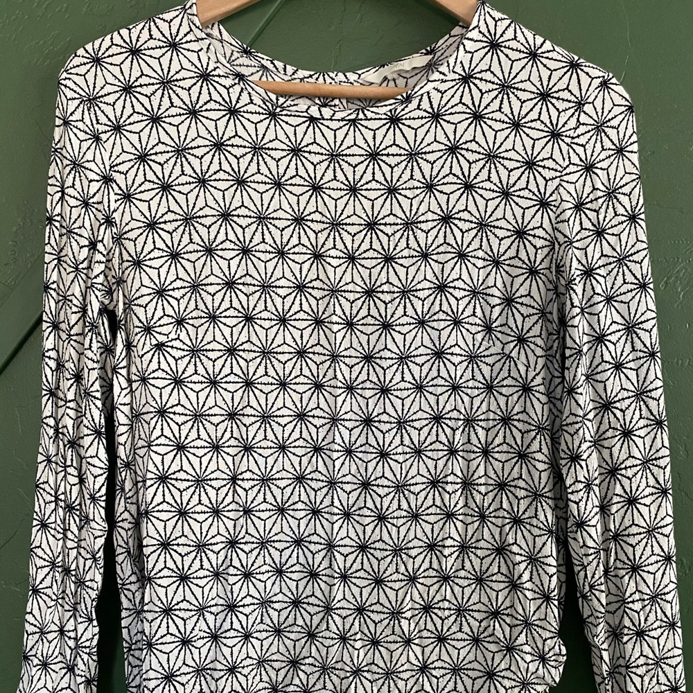 Geometric pattens blouse